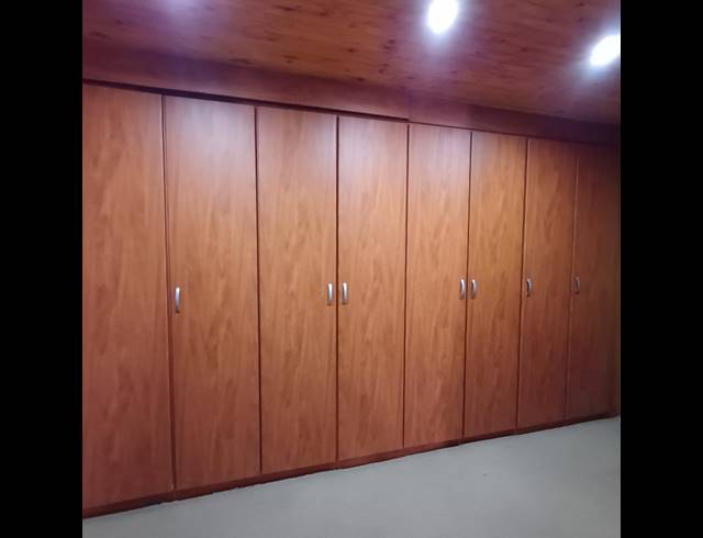3 BEDROOM HOUSE FOR SALE IN BUYSCELIA